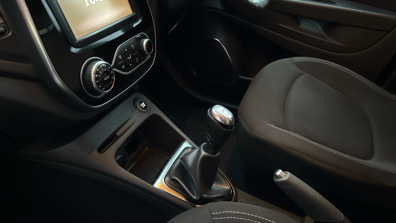 Renault Captur 0.9 TCE 90 Iconic 5dr Petrol Hatchback